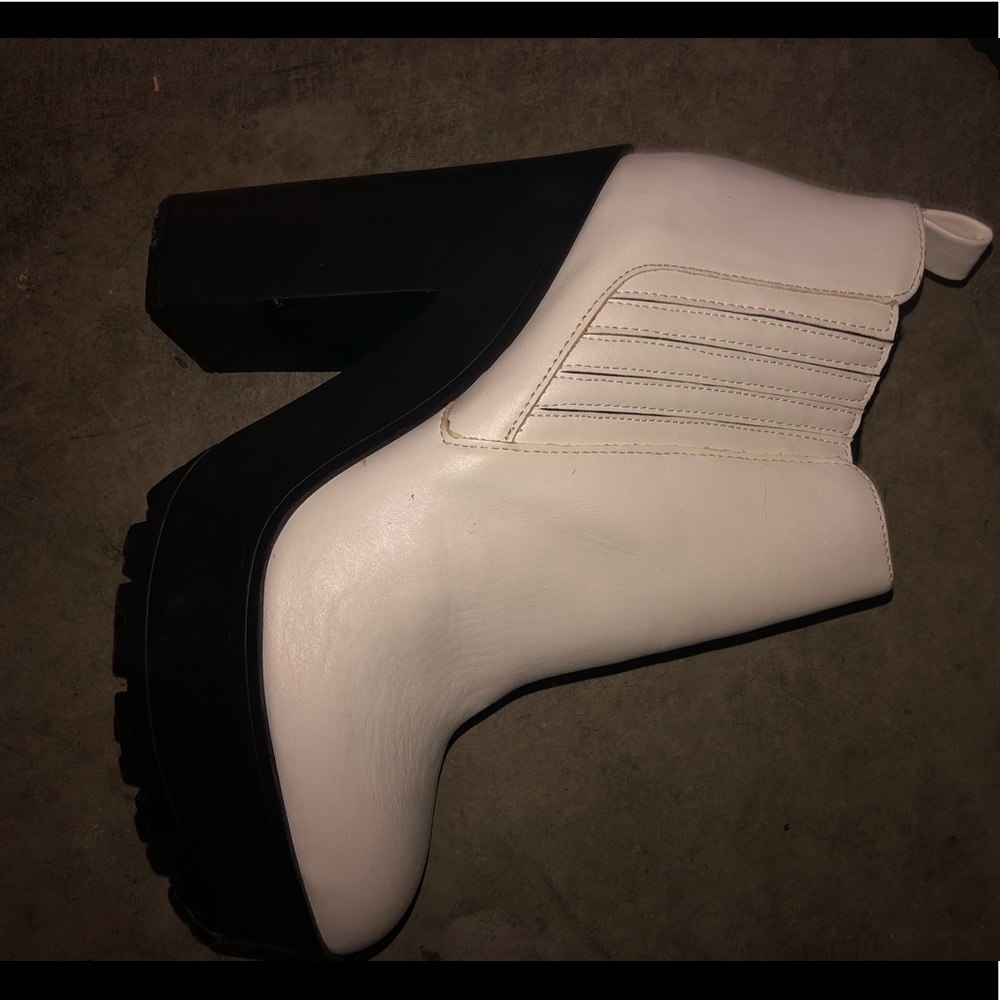 Kendall and Kylie Madden Girl Boots